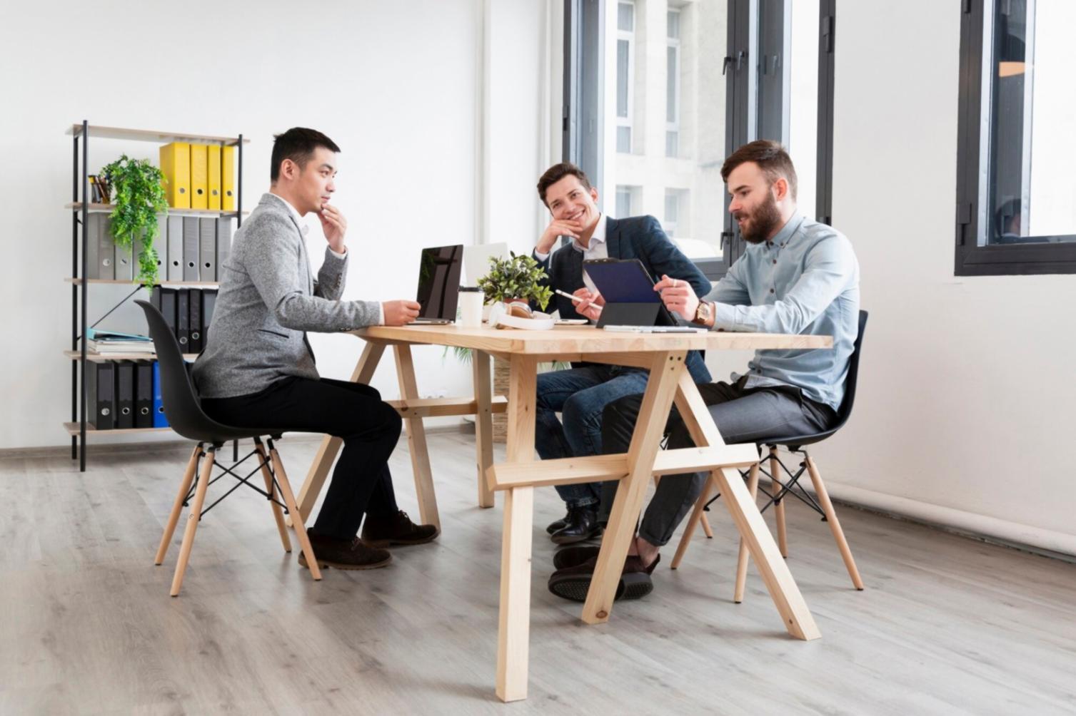 Workshop de modelare financiară lystronavel